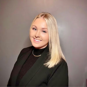 Meet your Posher, Katelyn